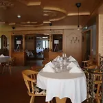 Touristen-chalet Szálloda Leukerbad