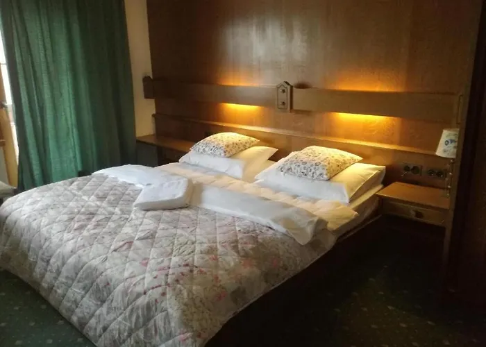 Touristen-chalet لوكباد